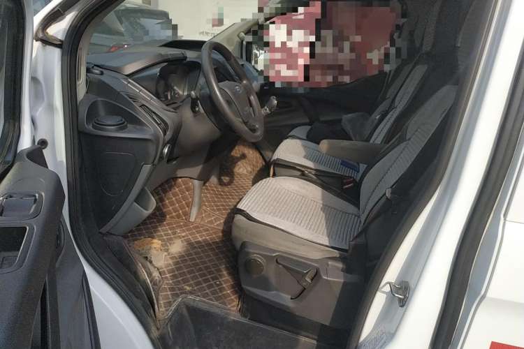 Used Ford Transit 2017 2.0T Diesel Van Mid-Chassis Mid-Roof China V Standard Driver Seat