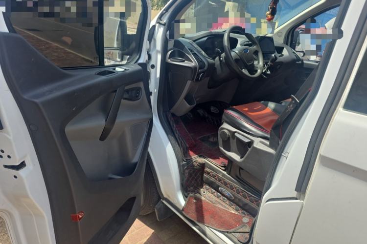 Used Ford Transit 2017 2.0T Diesel Multi-Function Commercial Vehicle Mid-Drive Mid-Roof China V Standard Driver Seat