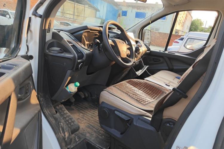 Used Ford Transit 2017 2.0T Diesel Multi-Purpose Commercial Vehicle Short Wheelbase Low Roof China V Standard Driver Seat