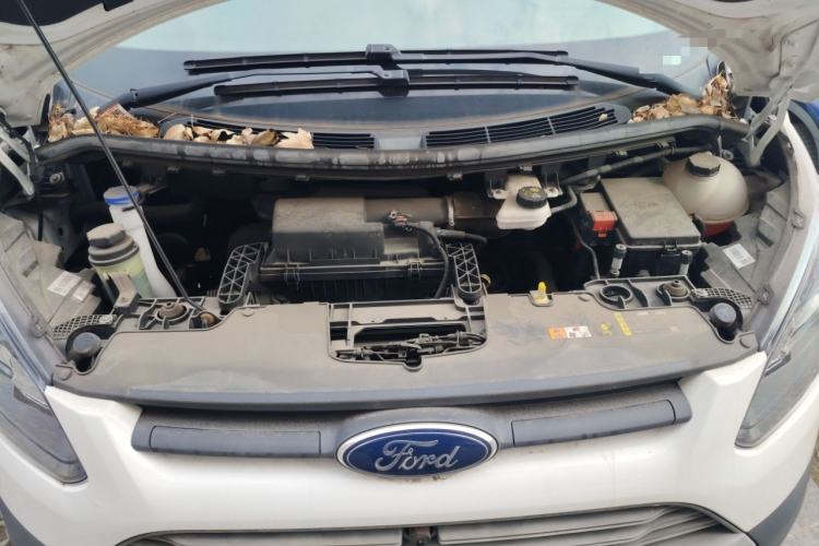 Used Ford Transit 2017 2.0T Diesel Multi-Function Commercial Vehicle Short Wheelbase Mid-Roof China V Standard Engine Bay