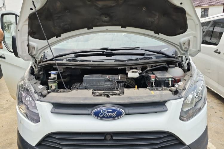 Used Ford Transit 2017 2.0T Diesel Multi-Function Commercial Vehicle Mid-Drive Mid-Roof China V Standard Engine Bay