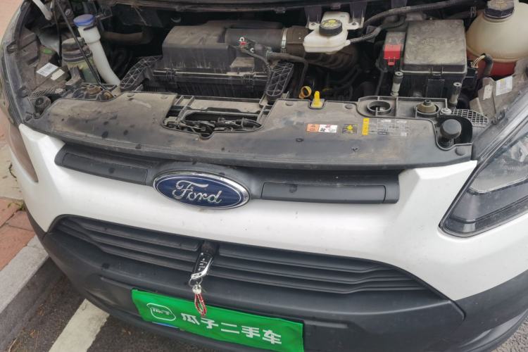Used Ford Transit 2017 2.0T Diesel Multi-Function Commercial Vehicle Mid-Drive Mid-Roof China V Standard Engine Bay