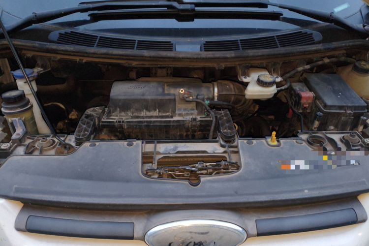 Used Ford Transit  Engine Bay