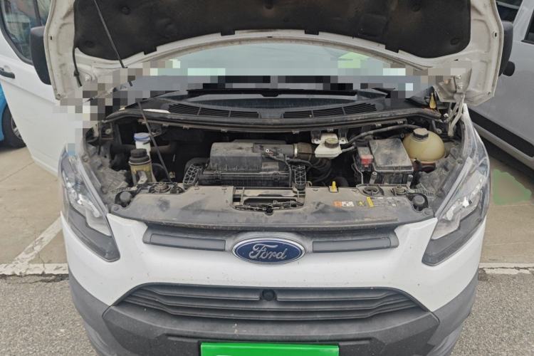 Used Ford Transit 2017 2.0T Diesel Multi-Purpose Commercial Vehicle Short Wheelbase Low Roof China V Standard Engine Bay