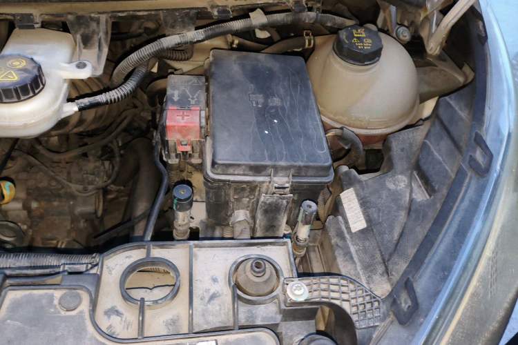 Used Ford Transit  Engine Bay Left