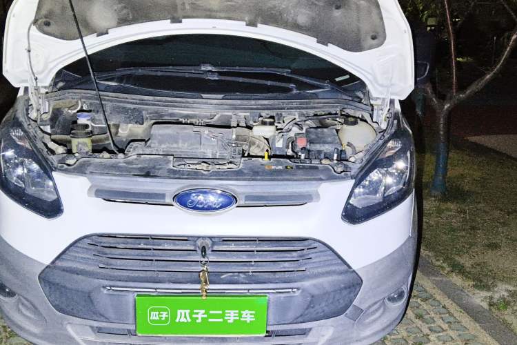 Used Ford Transit 2017 2.0T Diesel Multi-Function Commercial Vehicle Mid-Drive Mid-Roof China V Standard Engine Bay Left