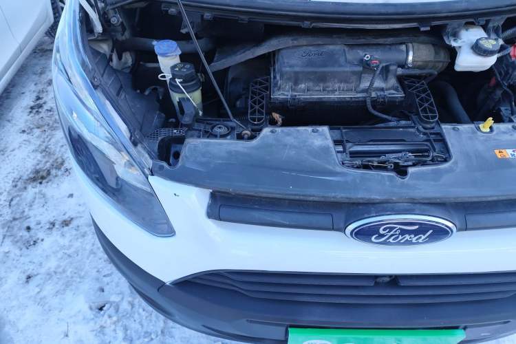 Used Ford Transit 2017 2.0T Diesel Van Short Wheelbase Low Roof China V Standard Engine Bay Right