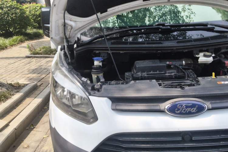 Used Ford Transit 2017 2.0T Diesel Multi-Purpose Commercial Vehicle Mid-Drive Mid-Roof China IV Standard Engine Bay Right