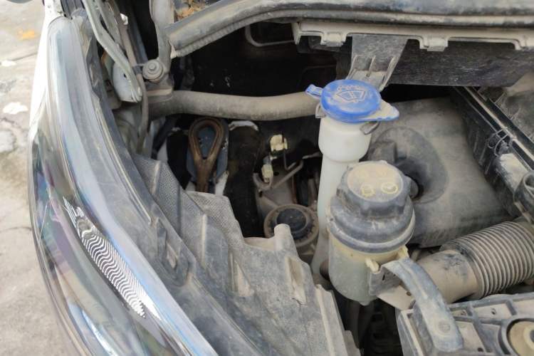 Used Ford Transit  Engine Bay Right