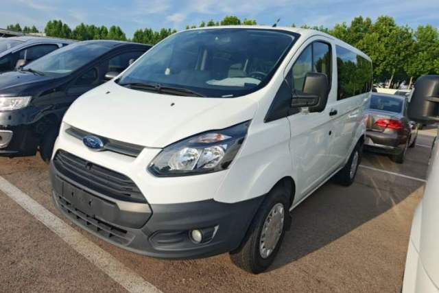 Used Ford Transit 2017 2.0T Diesel Multi-Purpose Commercial Vehicle Short Wheelbase Low Roof China V Standard