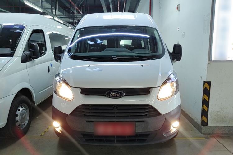 Used Ford Transit 2017 2.0T Diesel Multi-Function Commercial Vehicle Short Wheelbase Mid-Roof China V Standard Front