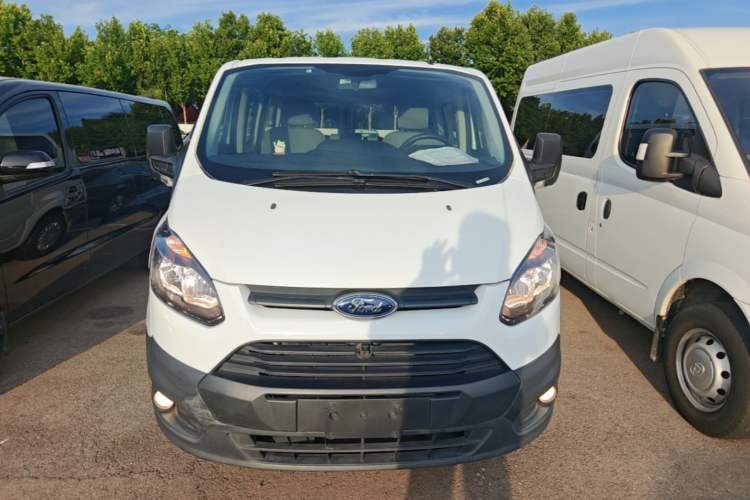 Used Ford Transit 2017 2.0T Diesel Multi-Purpose Commercial Vehicle Short Wheelbase Low Roof China V Standard Front