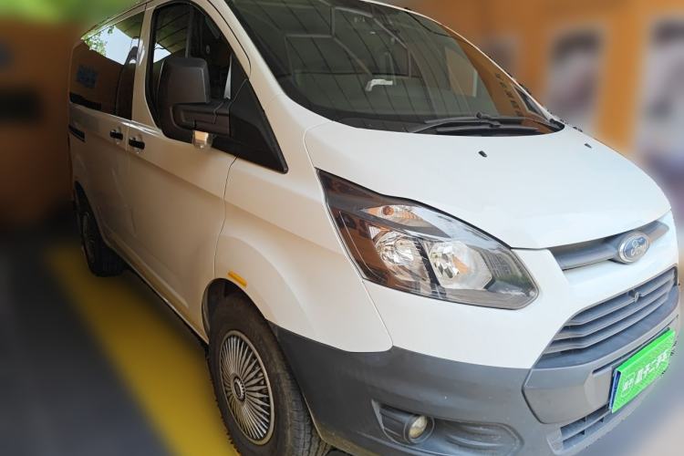 Used Ford Transit 2017 2.0T Diesel Multi-Purpose Commercial Vehicle Short Wheelbase Low Roof China V Standard Front Right 45 Deg
