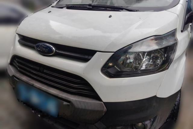 Used Ford Transit 2017 2.0T Diesel Multi-Purpose Commercial Vehicle Short Wheelbase Low Roof China V Standard