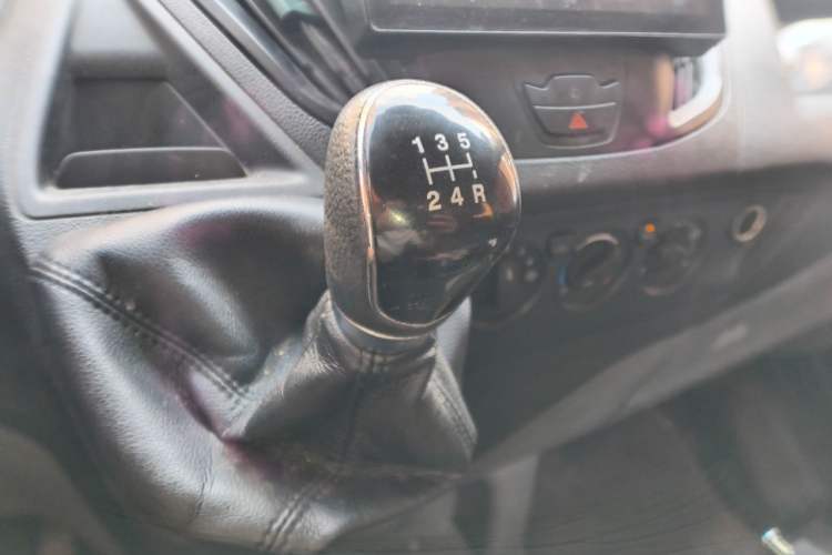 Used Ford Transit  Gear Lever