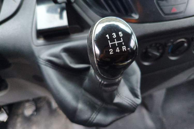 Used Ford Transit  Gear Lever