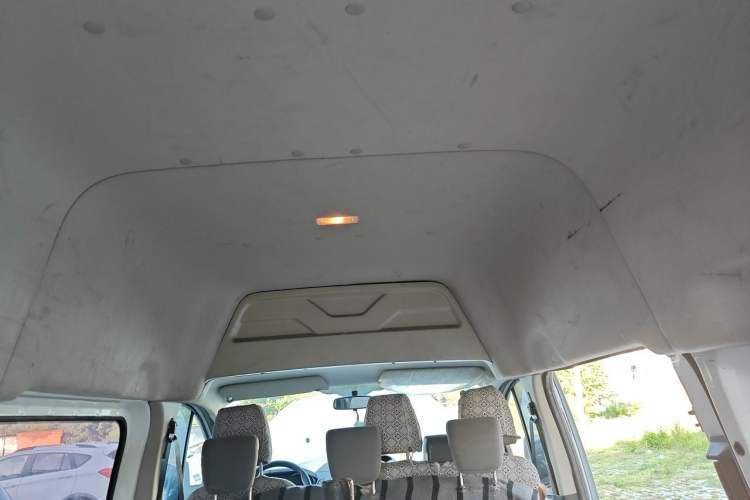 Used Ford Transit 2017 2.0T Gasoline Automatic Multi-Function Commercial Vehicle Mid-Drive Mid-Roof China V-standard Headliner