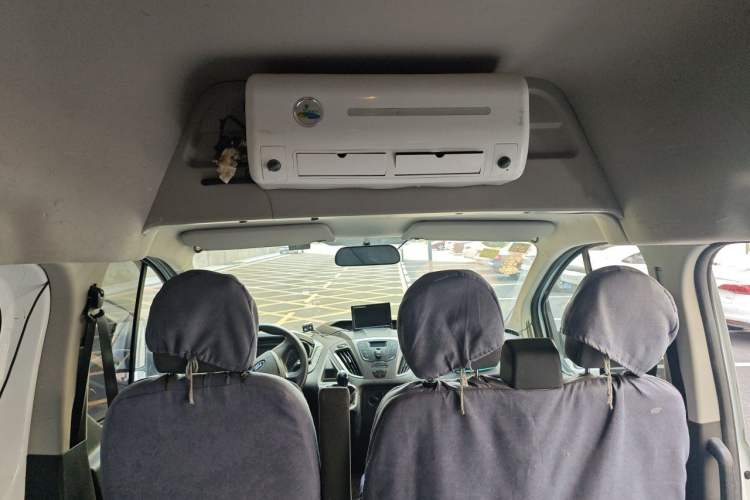 Used Ford Transit 2017 2.0T Diesel Multi-Function Commercial Vehicle Mid-Drive Mid-Roof China V Standard Headliner