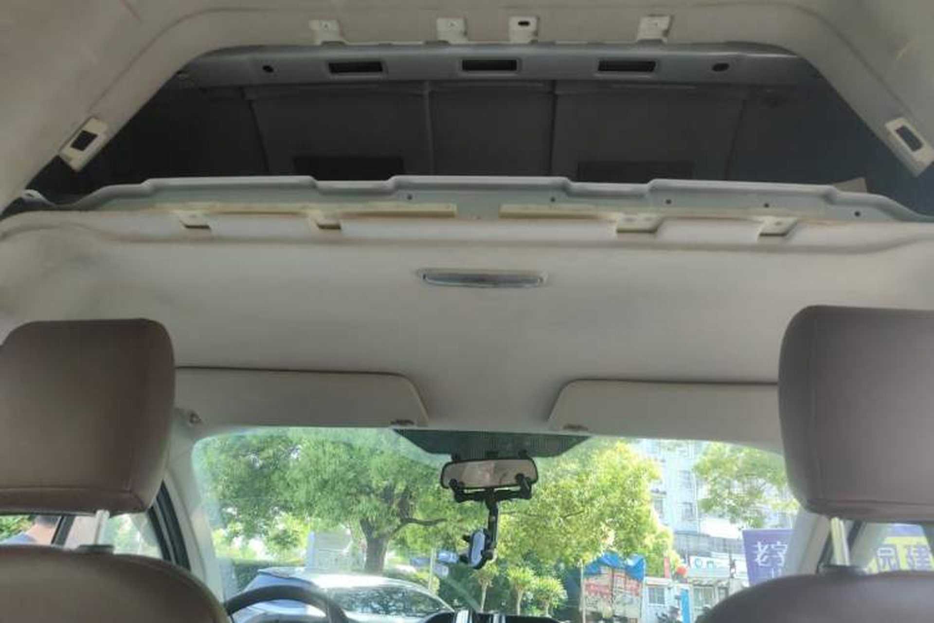 Used Ford Transit 2017 2.0T Diesel Multi-Function Commercial Vehicle Mid-Drive Mid-Roof China V Standard Headliner
