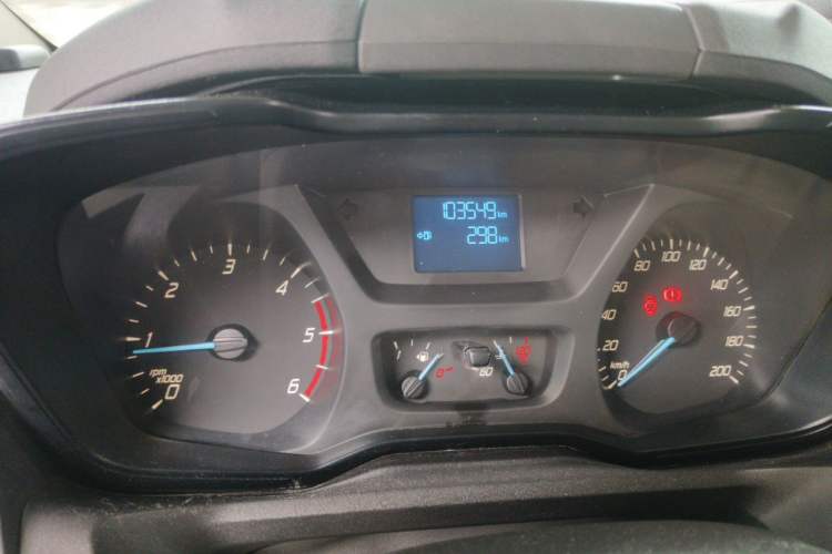 Used Ford Transit 2017 2.0T Diesel Multi-Purpose Commercial Vehicle Short Wheelbase Low Roof China V Standard Instrument Cluster