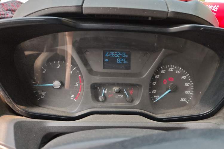 Used Ford Transit 2017 2.0T Diesel Multi-Function Commercial Vehicle Short Wheelbase Mid-Roof China V Standard Instrument Cluster