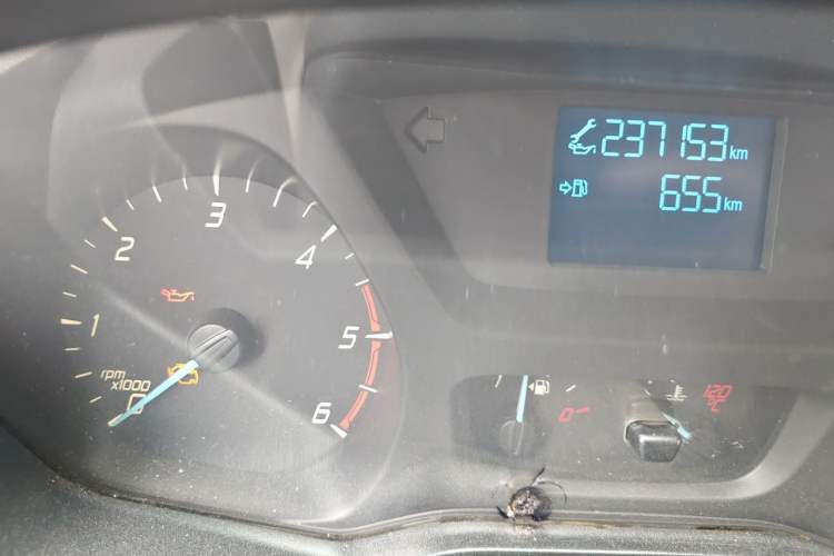 Used Ford Transit 2017 2.0T Diesel Multi-Function Commercial Vehicle Mid-Drive Mid-Roof China V Standard Instrument Cluster