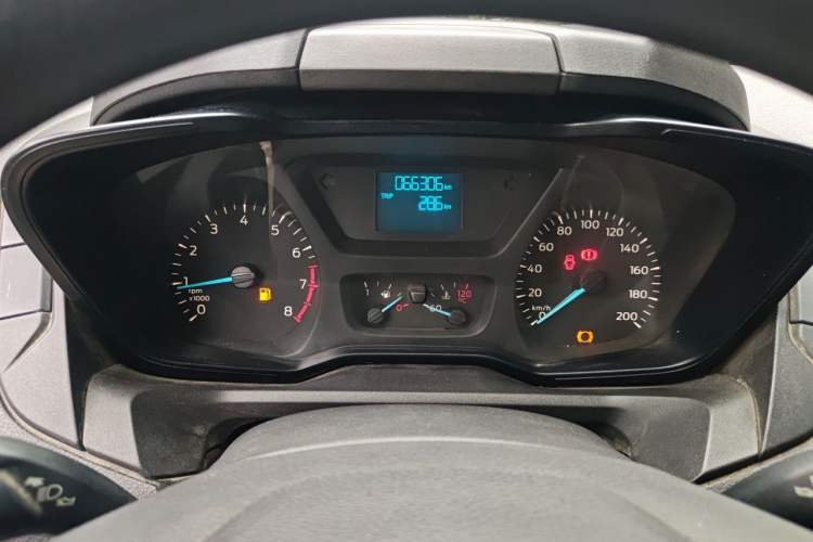 Used Ford Transit 2017 2.0T Gasoline Van Short Wheelbase Low Roof China V Standard Instrument Cluster