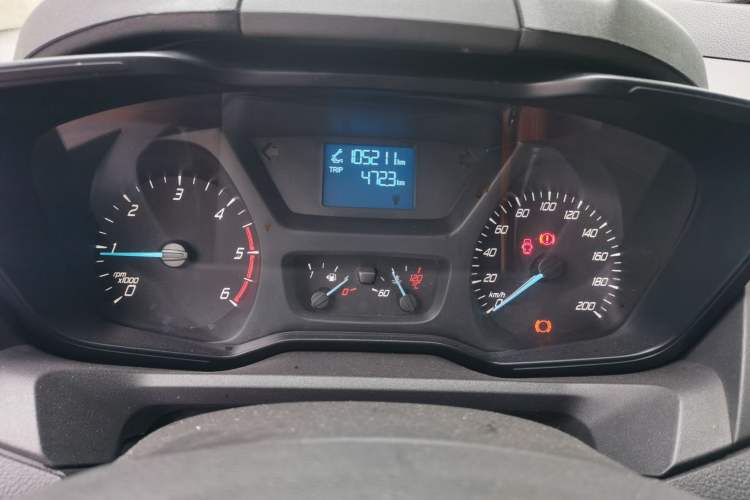 Used Ford Transit 2017 2.0T Diesel Multi-Function Commercial Vehicle Mid-Drive Mid-Roof China V Standard Instrument Cluster