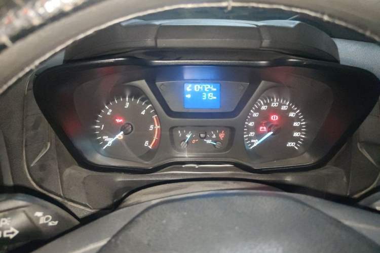 Used Ford Transit 2017 2.0T Diesel Multi-Purpose Commercial Vehicle Short Wheelbase Low Roof China V Standard Instrument Cluster