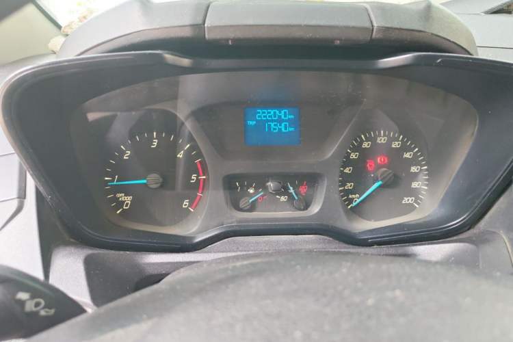 Used Ford Transit 2017 2.0T Diesel Multi-Function Commercial Vehicle Mid-Drive Mid-Roof China V Standard Instrument Cluster