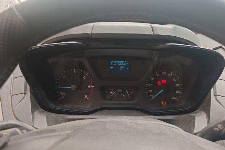 Used Ford Transit 2017 2.0T Diesel Multi-Function Commercial Vehicle Mid-Drive Mid-Roof China V Standard Instrument Cluster