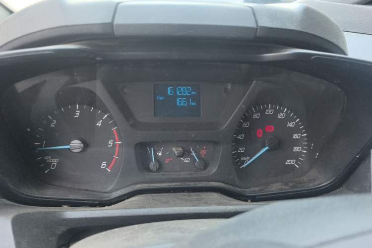 Used Ford Transit 2017 2.0T Diesel Multi-Function Commercial Vehicle Mid-Drive Mid-Roof China V Standard Instrument Cluster