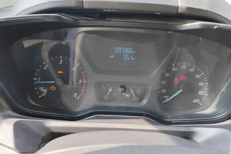 Used Ford Transit 2017 2.0T Diesel Van Short Wheelbase Low Roof China V Standard Instrument Cluster