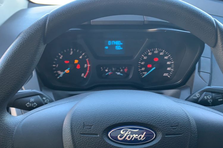 Used Ford Transit 2017 2.0T Diesel Multi-Purpose Commercial Vehicle Short Wheelbase Low Roof China V Standard Instrument Cluster