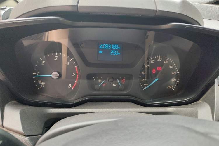 Used Ford Transit 2017 2.0T Diesel Multi-Function Commercial Vehicle Short Wheelbase Mid-Roof China V Standard Instrument Cluster