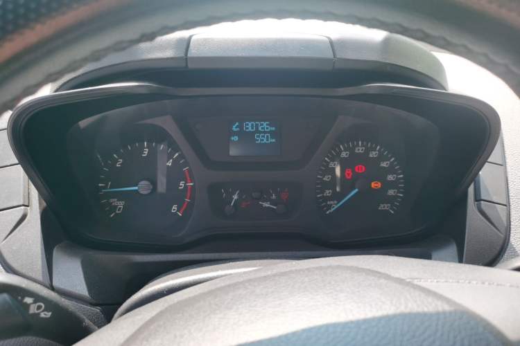 Used Ford Transit 2017 2.0T Diesel Multi-Purpose Commercial Vehicle Mid-Drive Mid-Roof China IV Standard Instrument Cluster