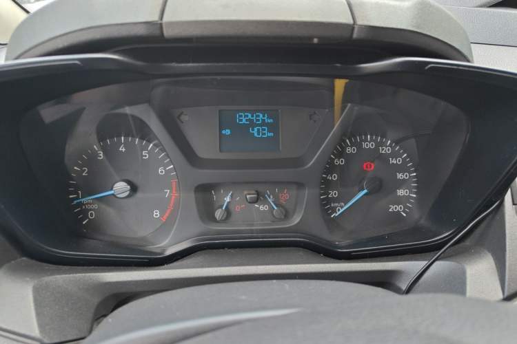Used Ford Transit 2017 2.0T Gasoline Multi-Purpose Commercial Vehicle Mid-Drive Mid-Roof China V Standard Instrument Cluster