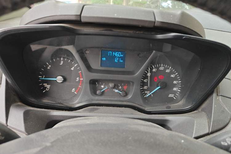 Used Ford Transit 2017 2.0T Diesel Multi-Function Commercial Vehicle Mid-Drive Mid-Roof China V Standard Instrument Cluster