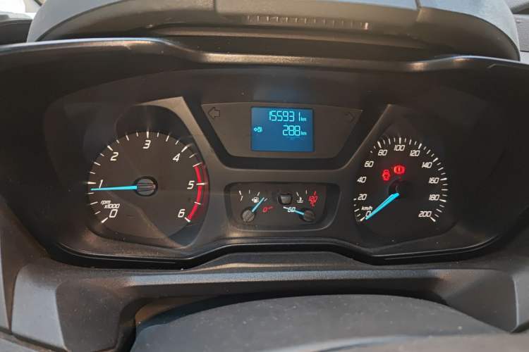 Used Ford Transit 2017 2.0T Diesel Van Short Wheelbase Mid-Roof China V Standard Instrument Cluster
