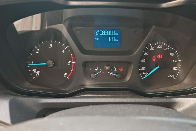 Used Ford Transit 2017 2.0T Diesel Van Mid-Chassis Mid-Roof China V Standard Instrument Cluster