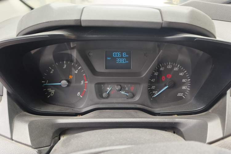Used Ford Transit 2017 2.0T Diesel Multi-Function Commercial Vehicle Mid-Drive Mid-Roof China V Standard Instrument Cluster
