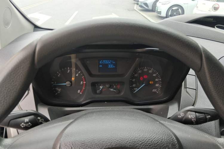 Used Ford Transit 2017 2.0T Diesel Multi-Function Commercial Vehicle Mid-Drive Mid-Roof China V Standard Instrument Cluster