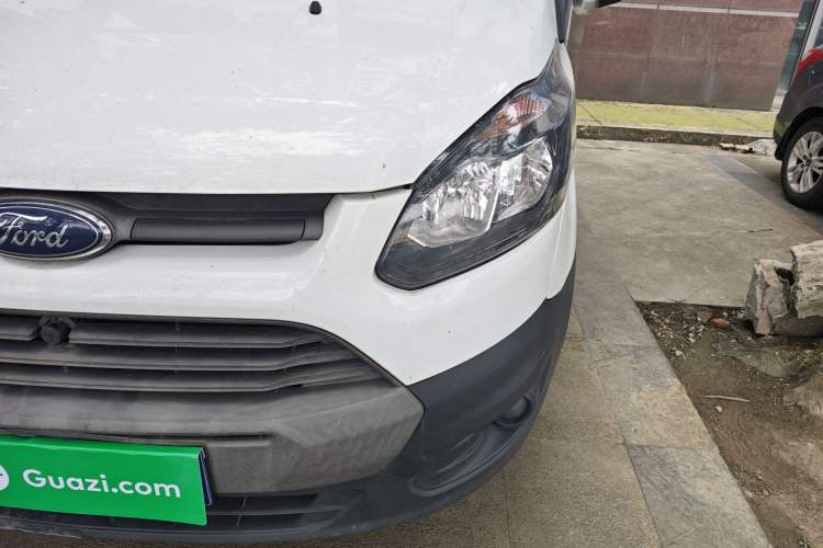 Used Ford Transit 2017 2.0T Diesel Multi-Purpose Commercial Vehicle Short Wheelbase Low Roof China V Standard Left Front Headlight