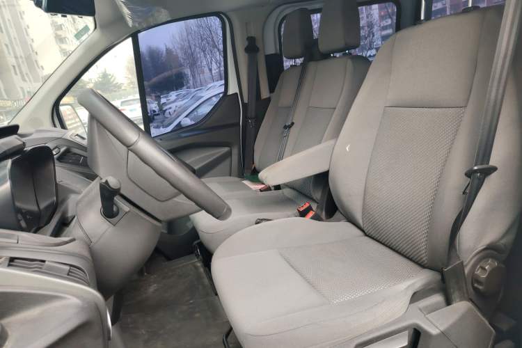 Used Ford Transit 2017 2.0T Diesel Multi-Function Commercial Vehicle Short Wheelbase Mid-Roof China V Standard Left Front Seat