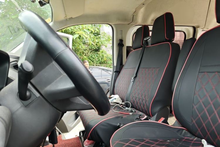 Used Ford Transit 2017 2.0T Diesel Multi-Function Commercial Vehicle Mid-Drive Mid-Roof China V Standard Left Front Seat
