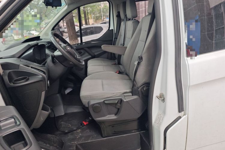 Used Ford Transit 2017 2.0T Diesel Multi-Purpose Commercial Vehicle Short Wheelbase Low Roof China V Standard Left Front Seat