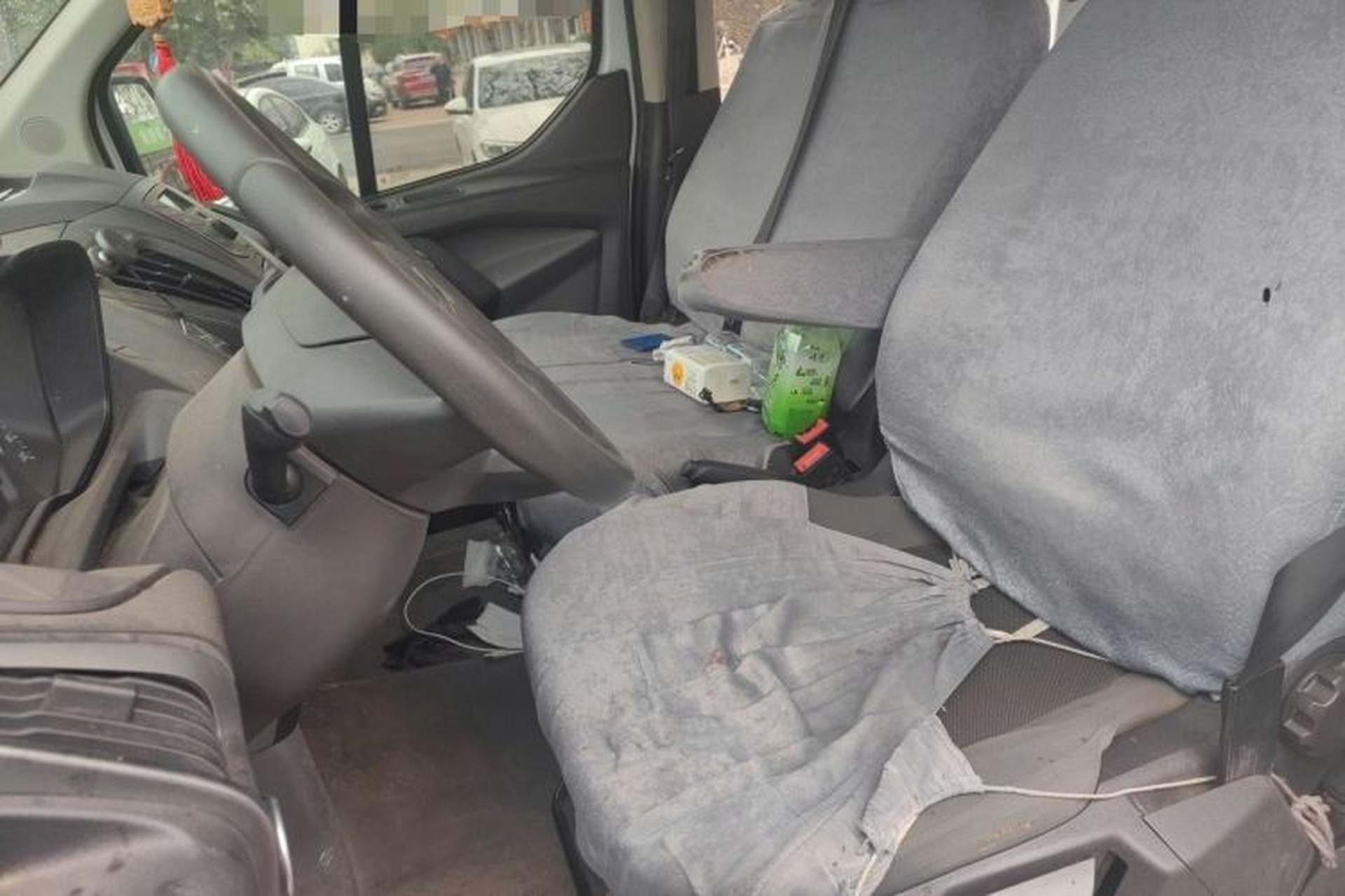 Used Ford Transit 2017 2.0T Diesel Multi-Function Commercial Vehicle Mid-Drive Mid-Roof China V Standard Left Front Seat
