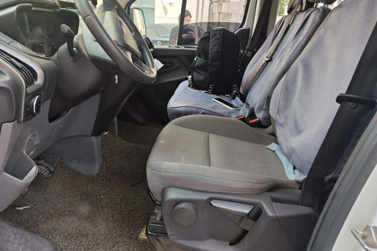 Used Ford Transit 2017 2.0T Diesel Multi-Function Commercial Vehicle Mid-Drive Mid-Roof China V Standard Left Front Seat