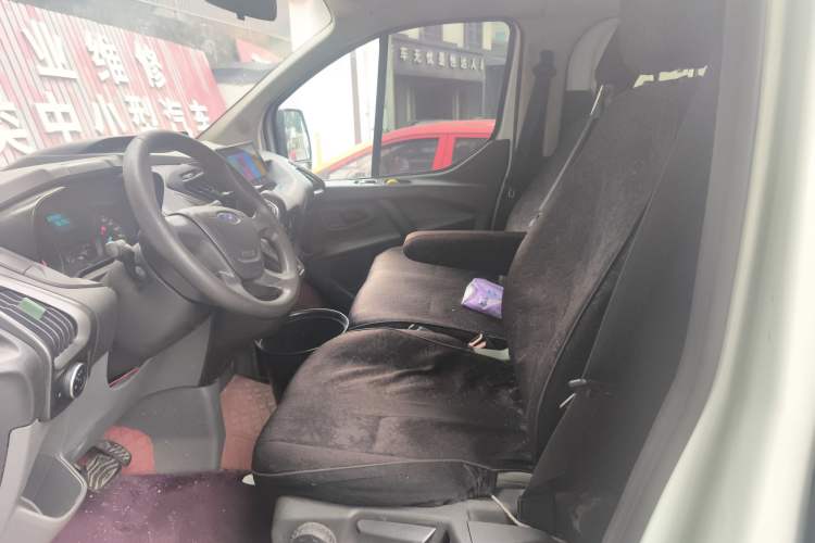 Used Ford Transit 2017 2.0T Gasoline Automatic Multi-Function Commercial Vehicle Short Wheelbase Low Roof China V Standard Left Front Seat