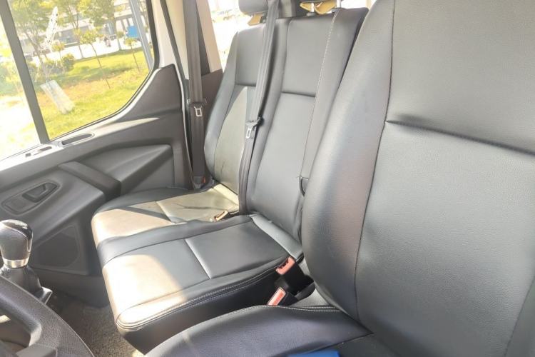 Used Ford Transit 2017 2.0T Diesel Multi-Function Commercial Vehicle Mid-Drive Mid-Roof China V Standard Left Front Seat